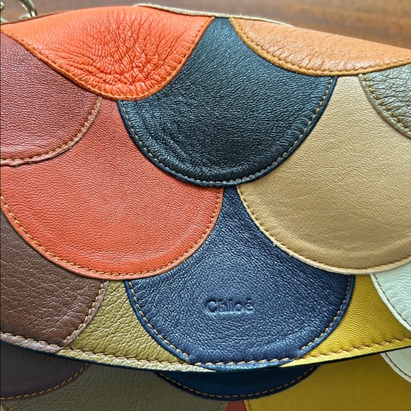 NWT-authentic Chloe JUANA medium scalloped patchwork bag with gold chain - Picture 4 of 11